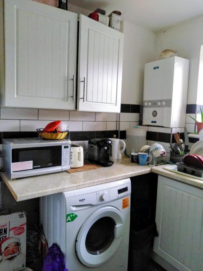 Hornchurch Comfortable Double Bedroom In London المظهر الخارجي الصورة